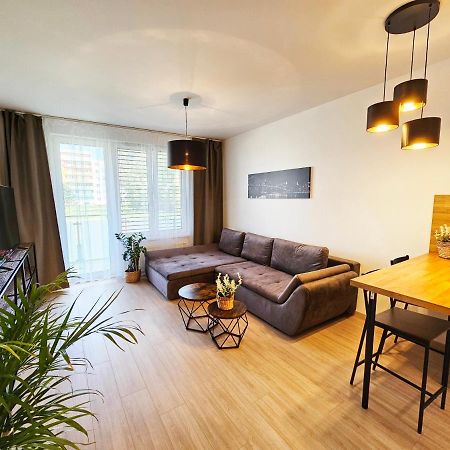 2 Room Apartment, New Building, Bosakova Street, 28 Братислава Экстерьер фото