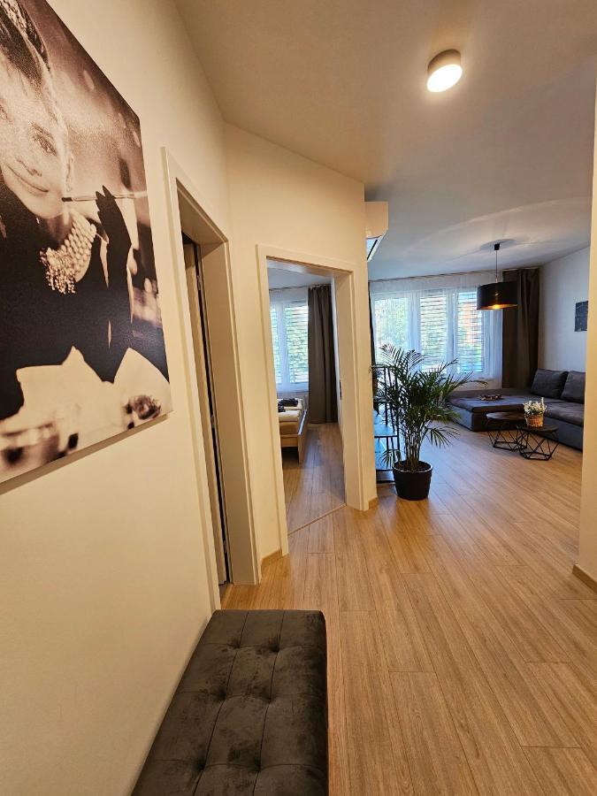 2 Room Apartment, New Building, Bosakova Street, 28 Братислава Экстерьер фото