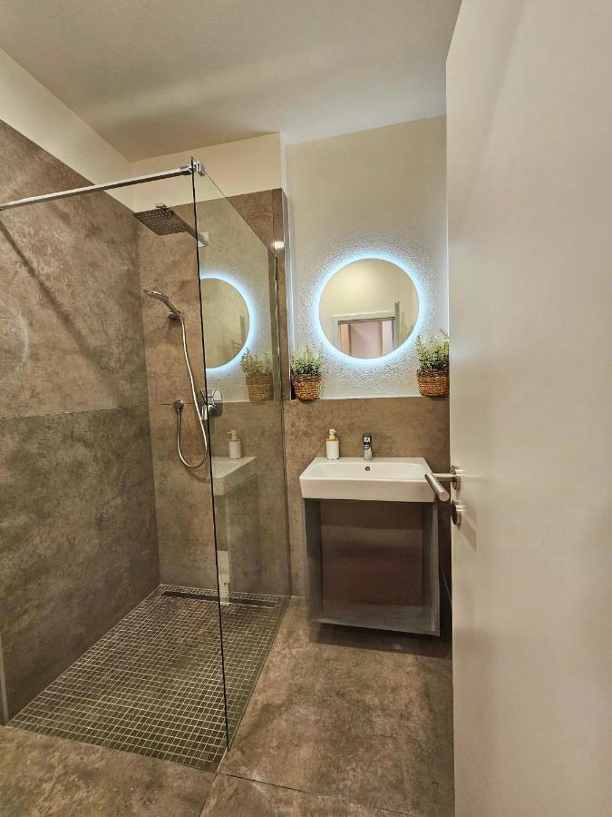 2 Room Apartment, New Building, Bosakova Street, 28 Братислава Экстерьер фото